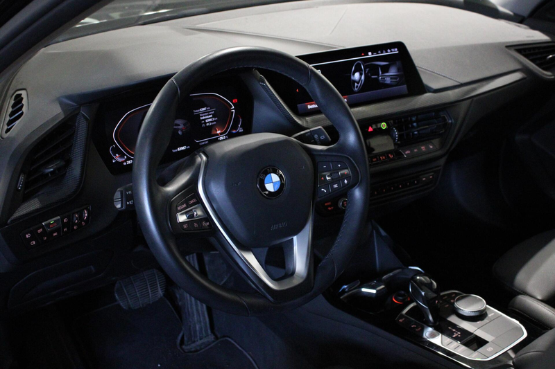 BMW 120 1-serie 120i Sport Line | PDC | Stoelverwarming | — photo 9