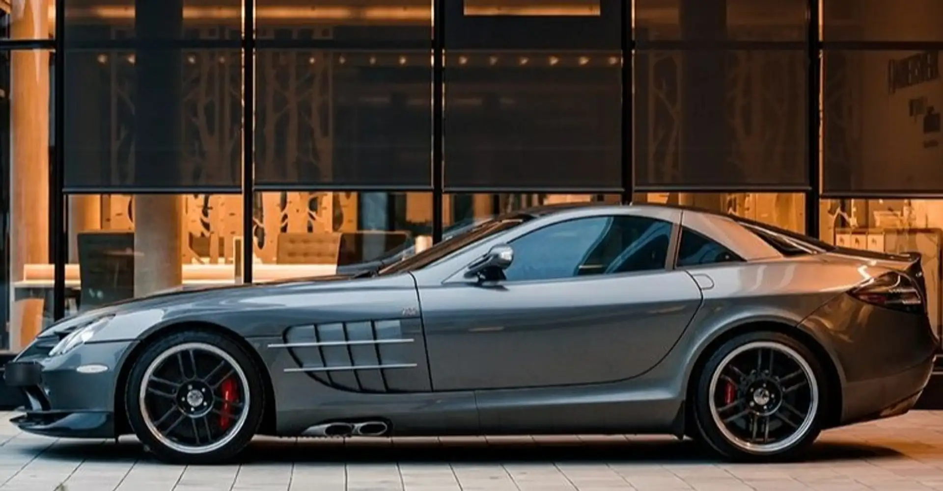 Mercedes-Benz SLR McLaren Roadster Aut. Šedá - 2