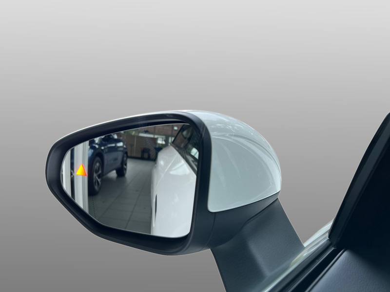 Mercedes-Benz CLA 250 + EQ Progressive; MB.DRIVE ASSIST; 360° — photo 12