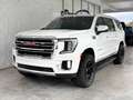GMC Yukon XL SLT 4x2 4dr SUV Weiß - thumbnail 2