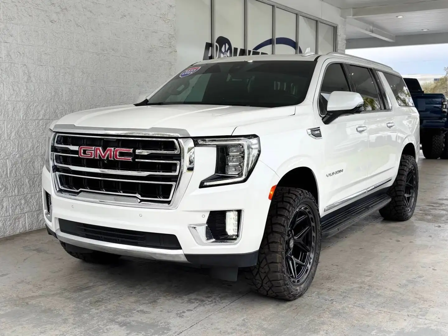 GMC Yukon XL SLT 4x2 4dr SUV Weiß - 1