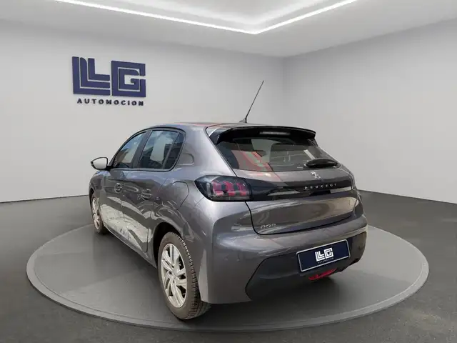 Peugeot 208 view 7
