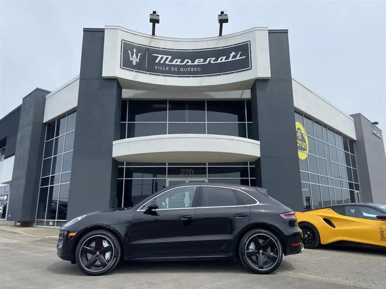 Porsche Macan снимка Porsche Macan