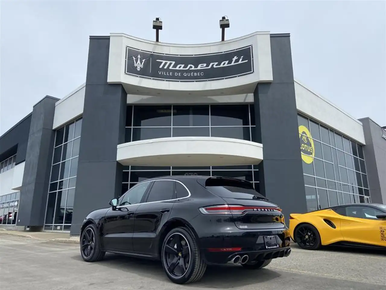 Porsche Macan снимка Porsche Macan