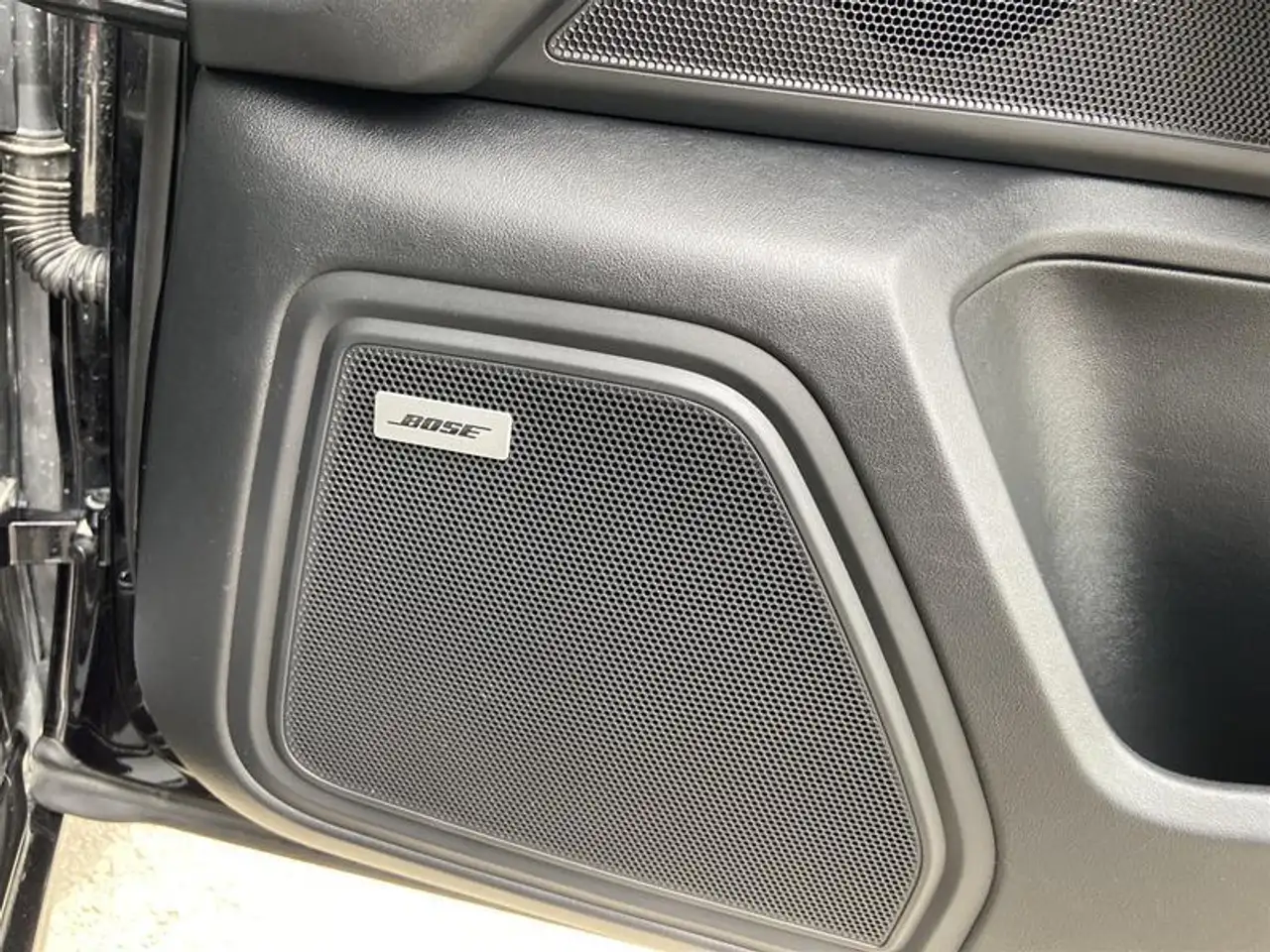 Porsche Macan снимка Porsche Macan