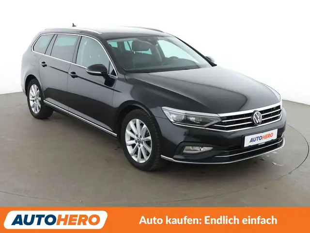 Volkswagen Passat view 8