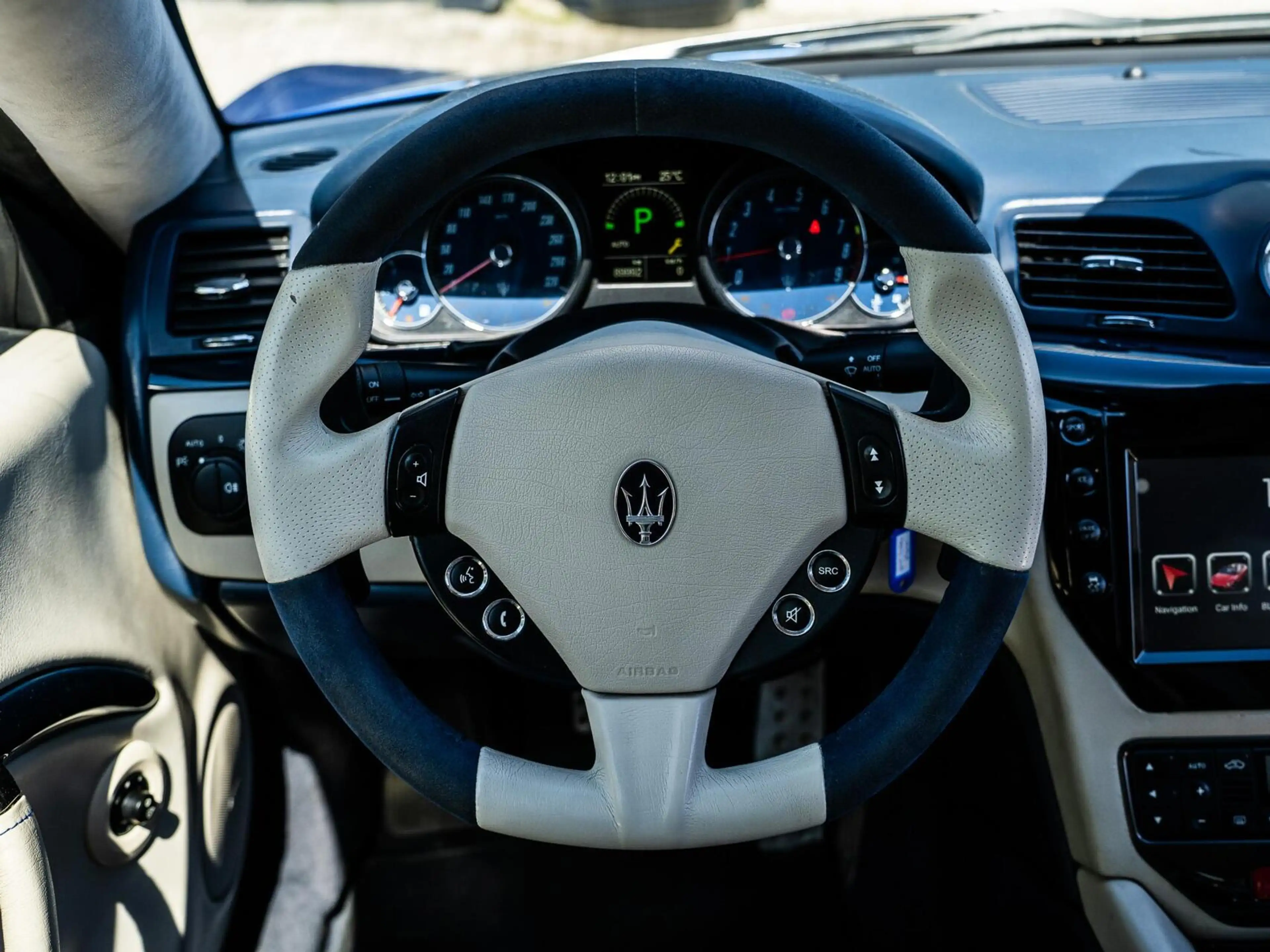 Maserati GranTurismo 4.7 Sport|ALCANTARA HEMEL|CAMERA|BOSE — photo 9