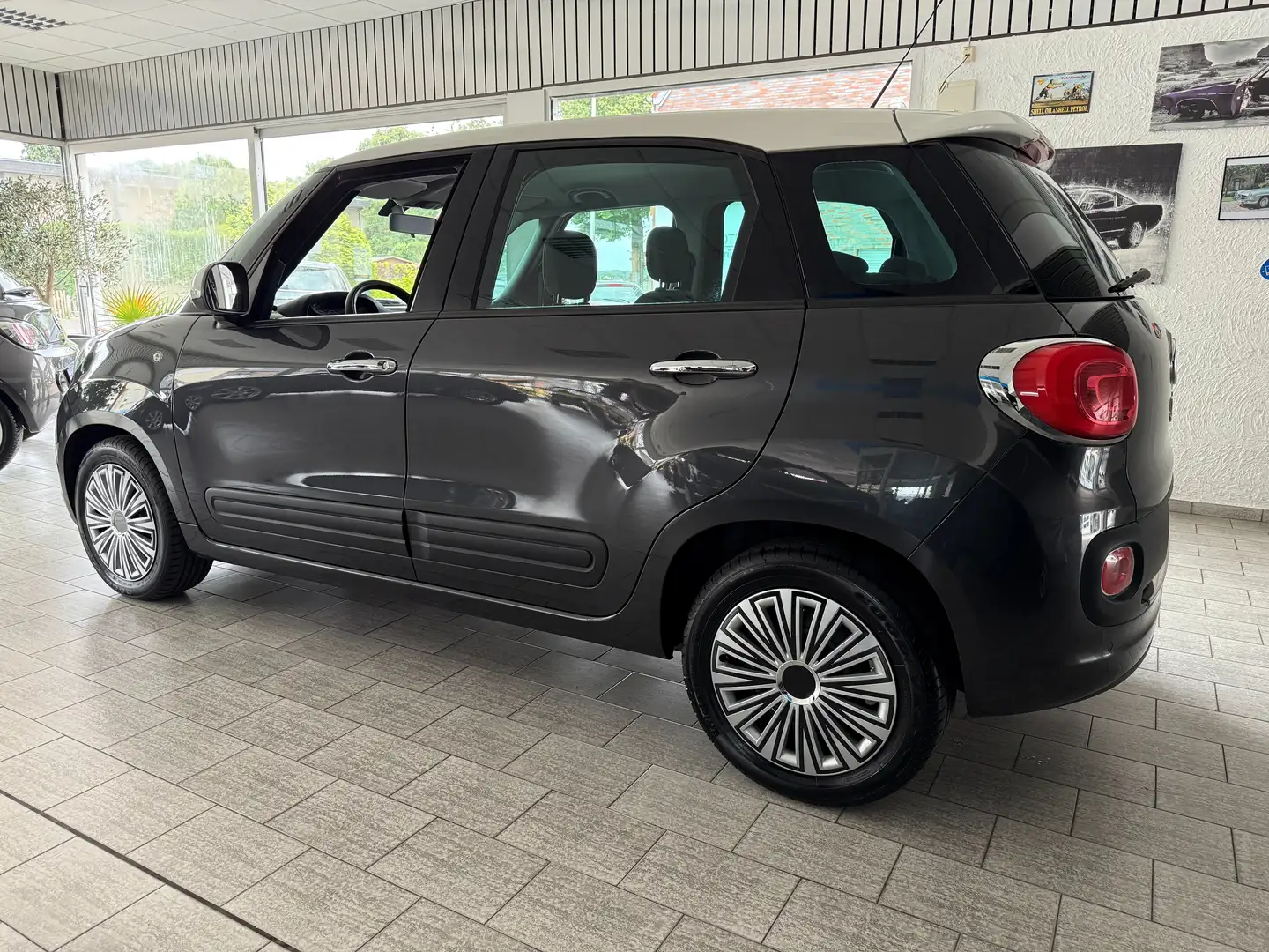 Fiat 500L 1.4 16V *POP STAR* Grau - 2