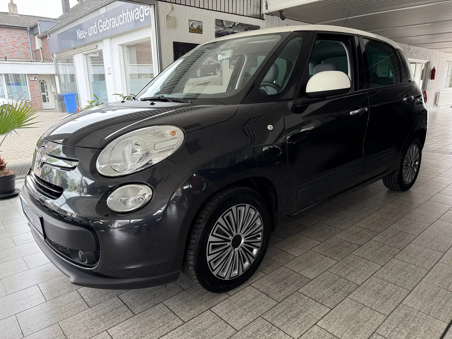 Fiat 500L 1.4 16V *POP STAR* Grau - 1
