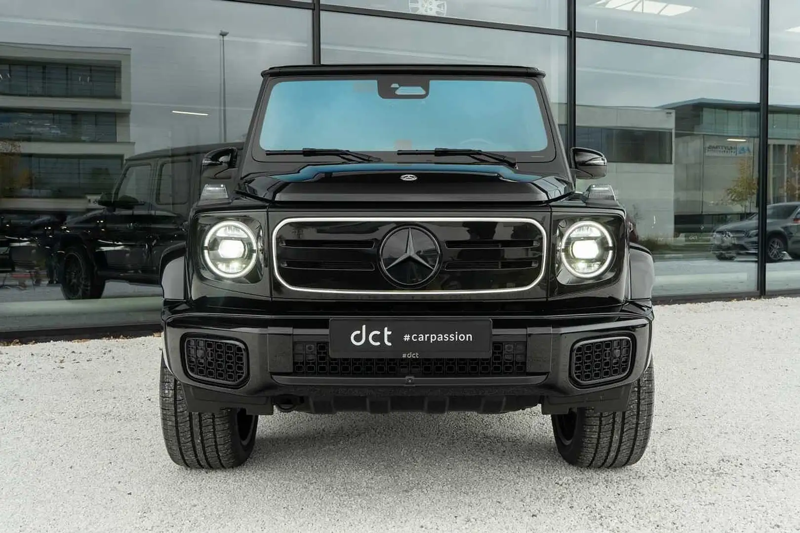 Mercedes-Benz G 580 EQ AMG Burmester Night Manufaktur Sunroof Noir - 2
