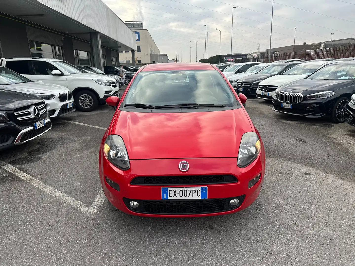 Fiat Punto Punto 5p 0.9 t-air t. Street s Rot - 2