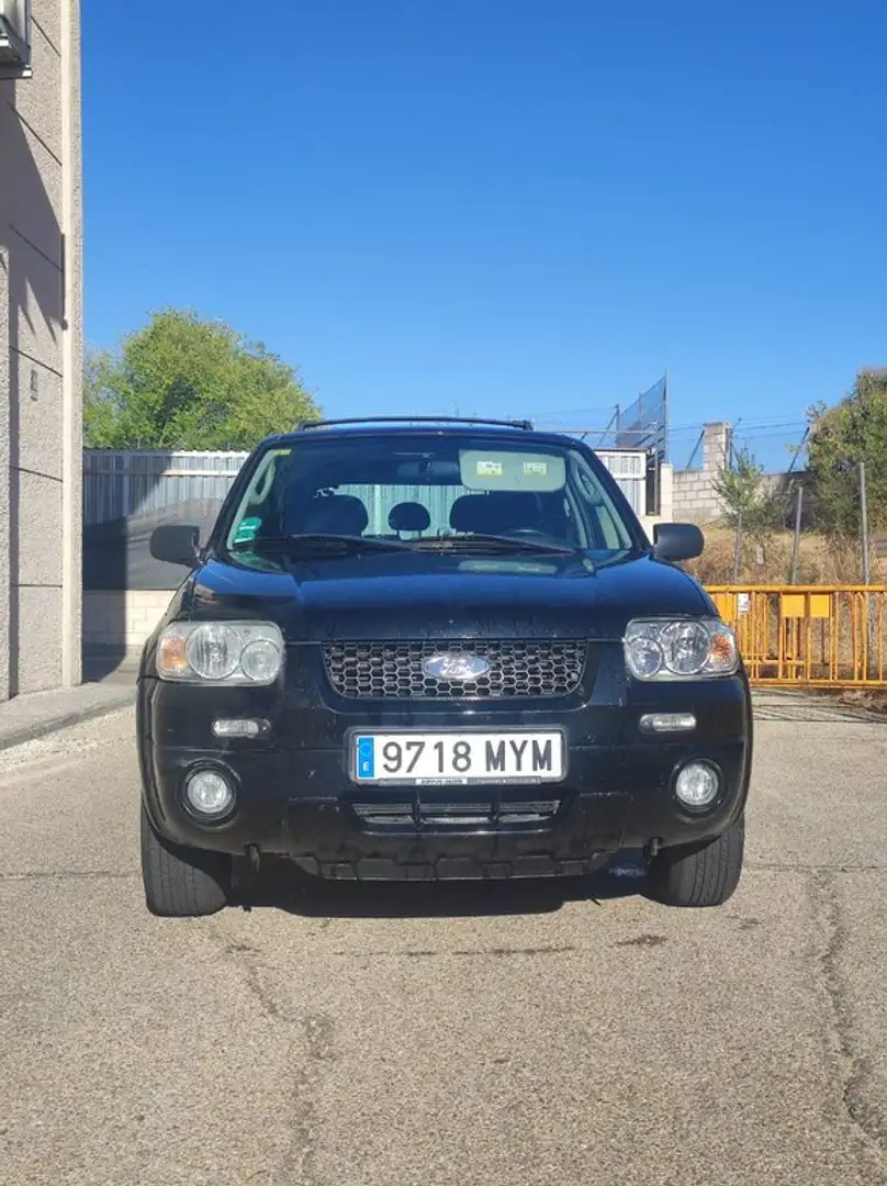 Ford Maverick 2007 Schwarz - 2