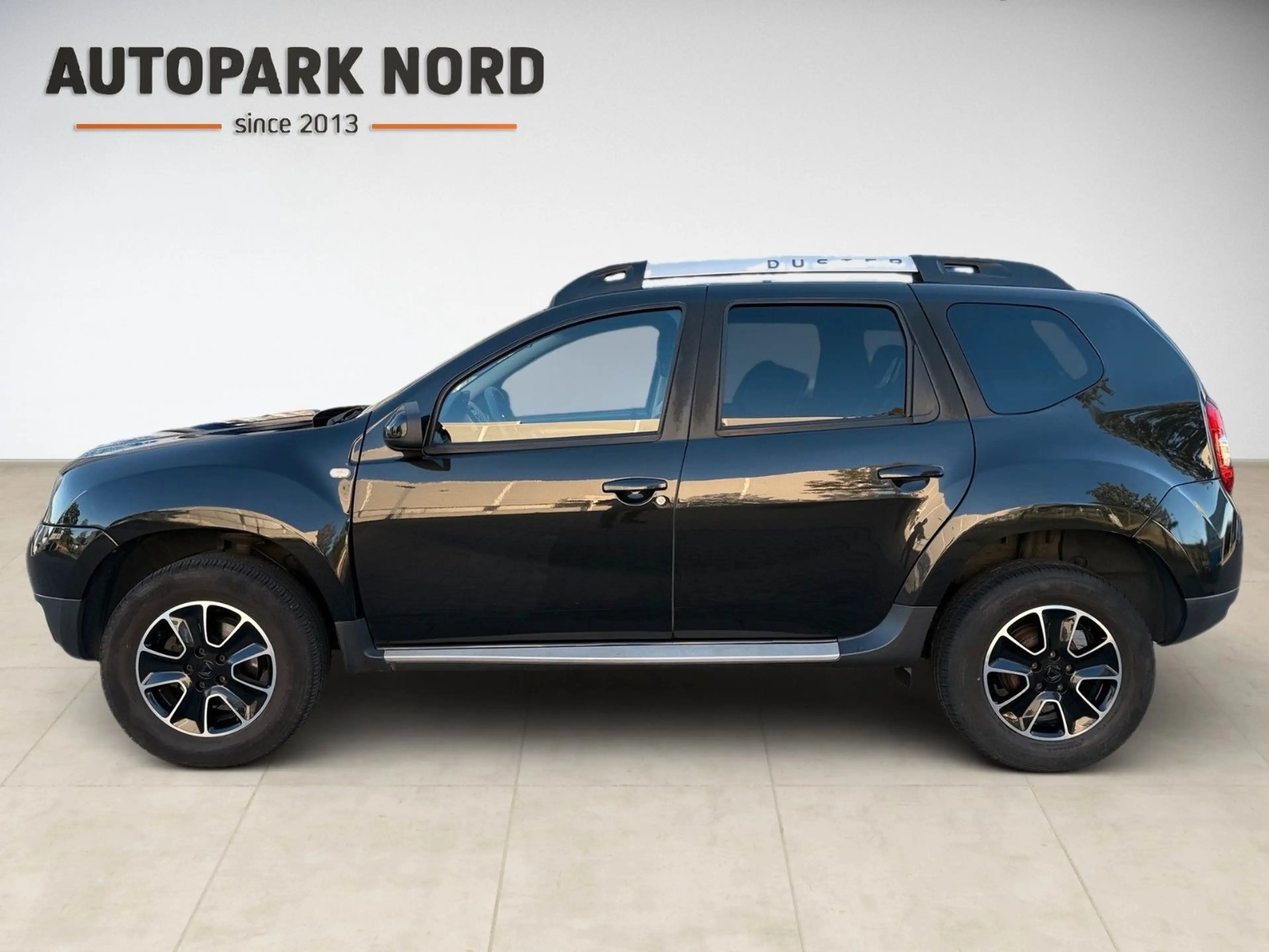 Dacia Duster Black Shadow 4x2/1.HAND/KAMERA/SHZ/TEMP — photo 5