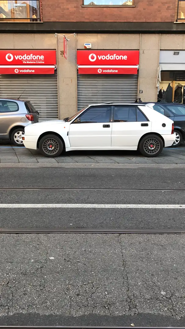 Lancia Delta 2.0 16v HF Integrale Evoluzione - 1