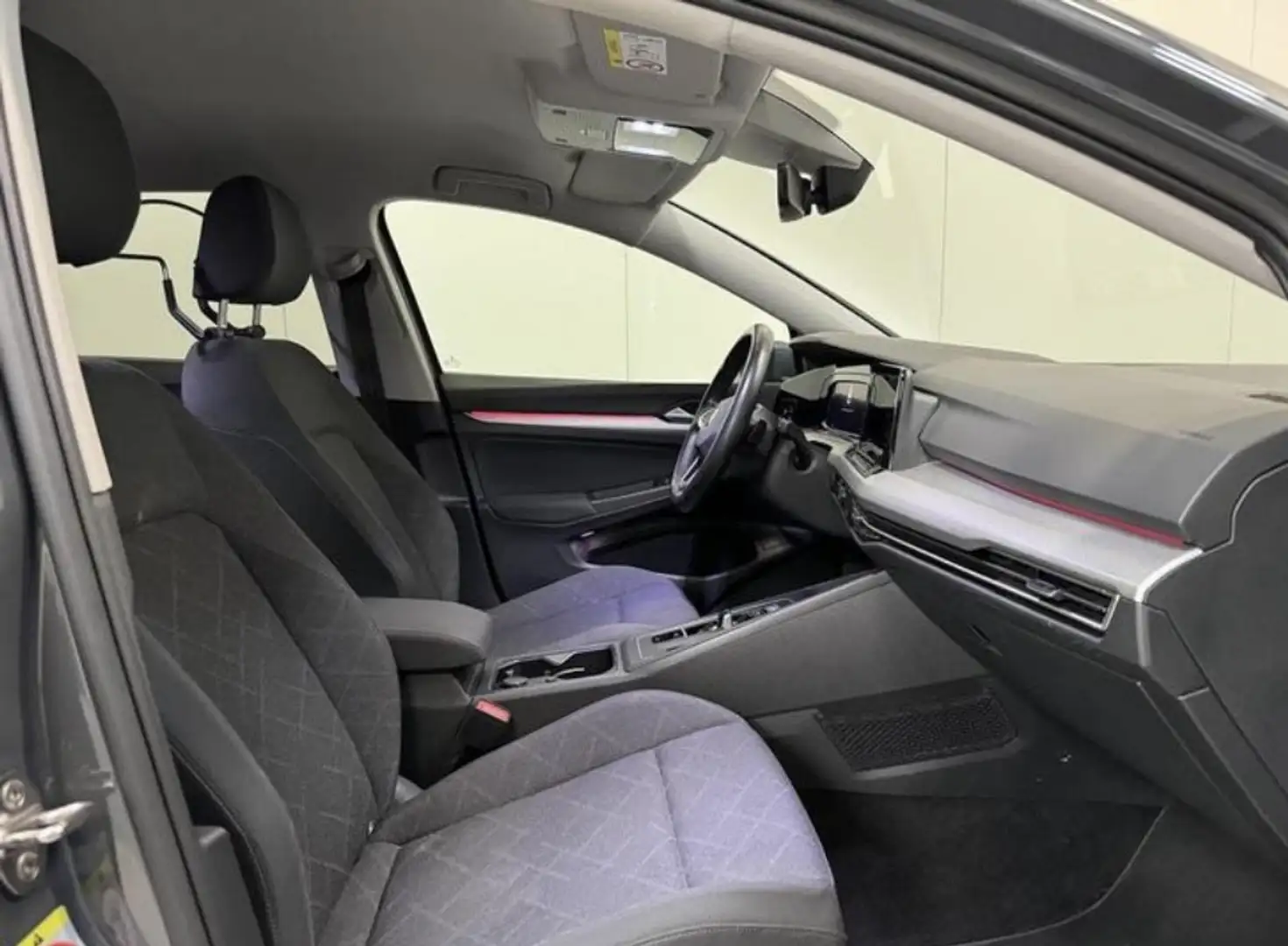 Volkswagen Golf Variant 2.0 TDI SCR DSG Life Gris - 2