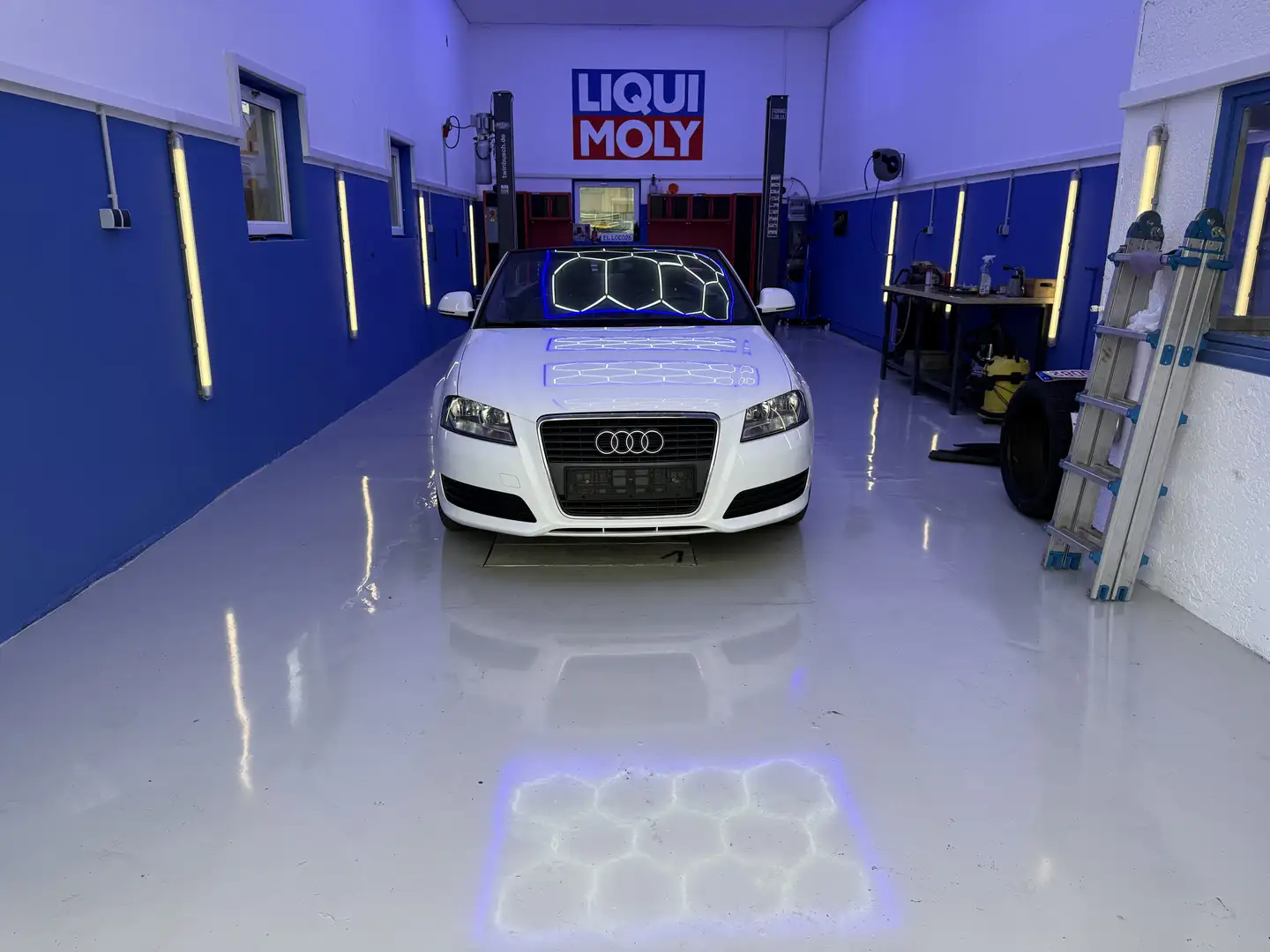 Audi A3 Attraction Neu Bremsen ,Kupplung ,Getriebe,U.N.V.M Weiß - 2