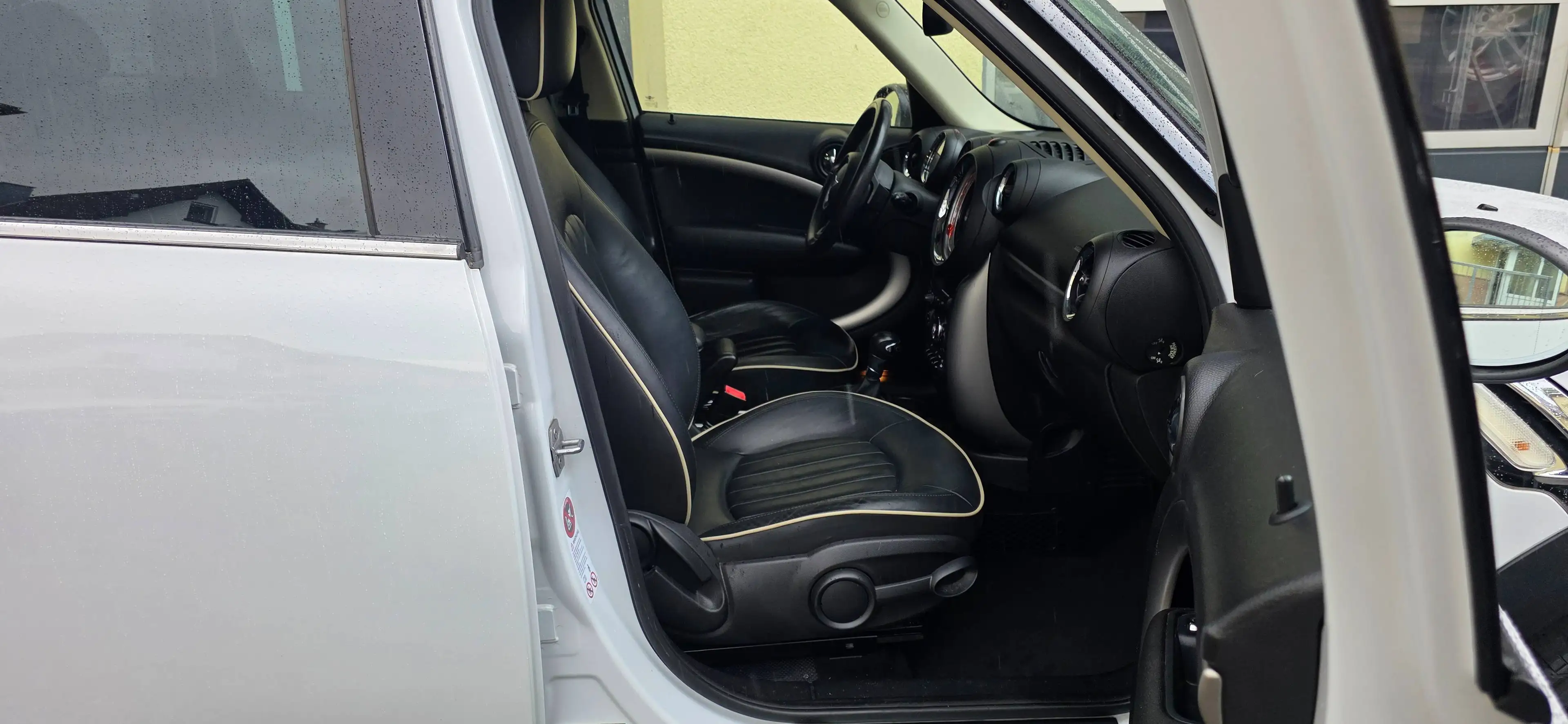 MINI One Countryman Pano*Leder*Auto*Navi*PDC*Xenon*Garantie — photo 8