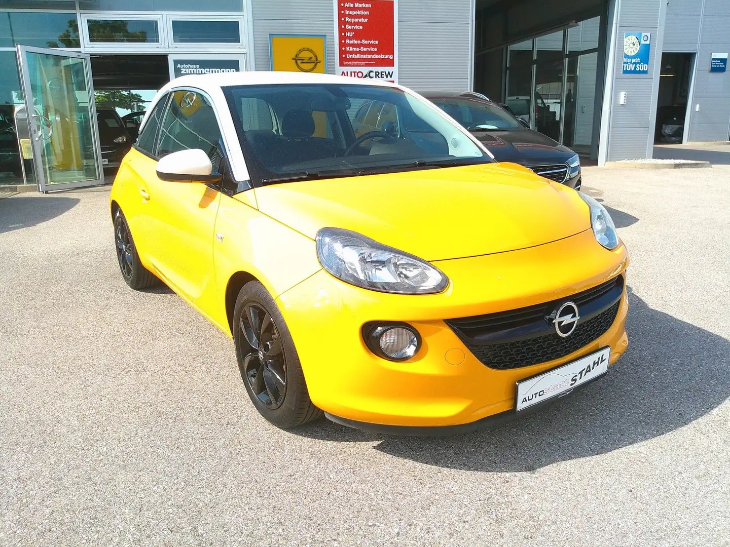 Opel Adam Jam Orange - 1