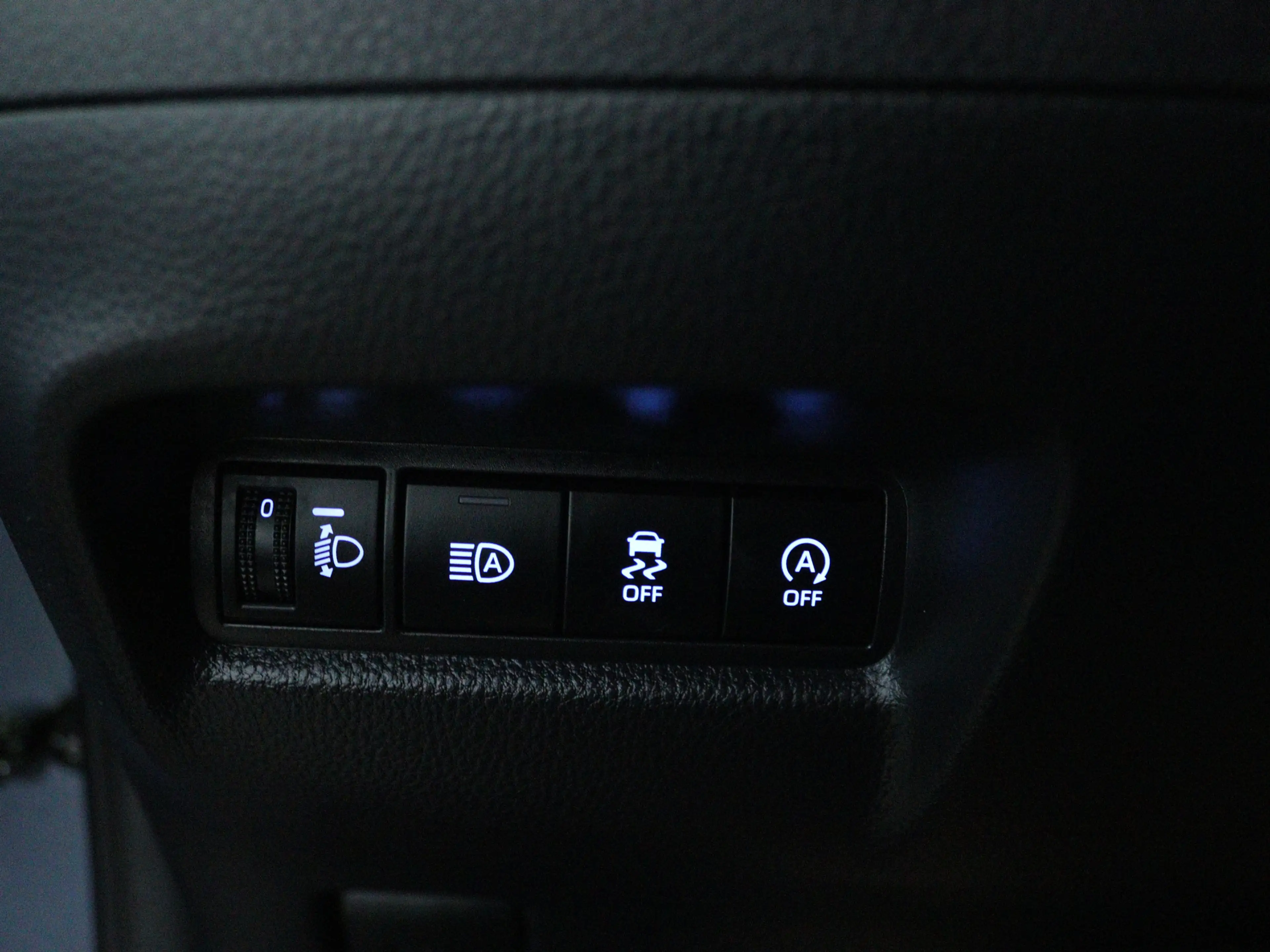 Toyota Aygo X 1.0 VVT-i MT Play | Apple CarPlay / Android Auto ( — photo 5