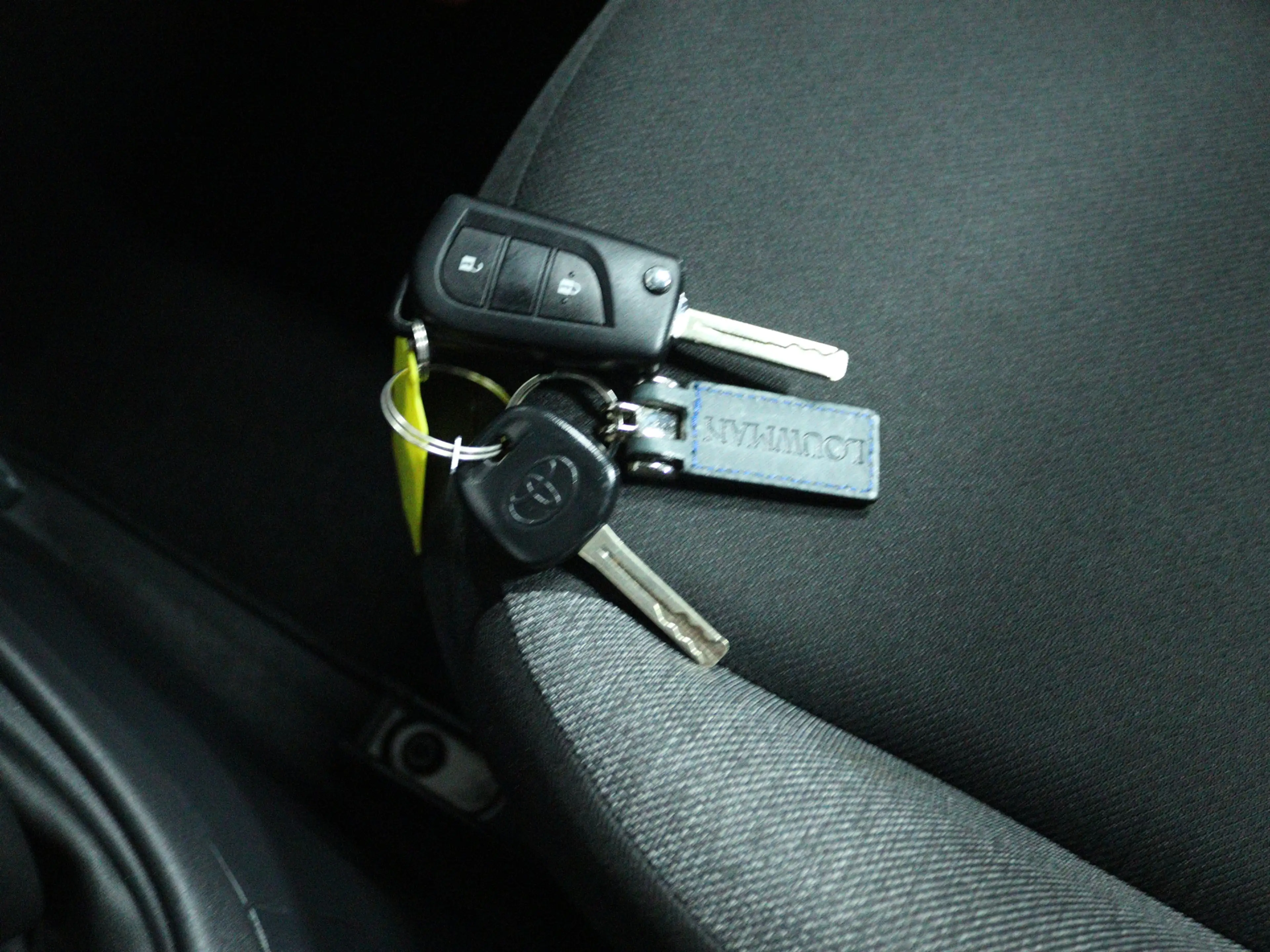 Toyota Aygo X 1.0 VVT-i MT Play | Apple CarPlay / Android Auto ( — photo 6