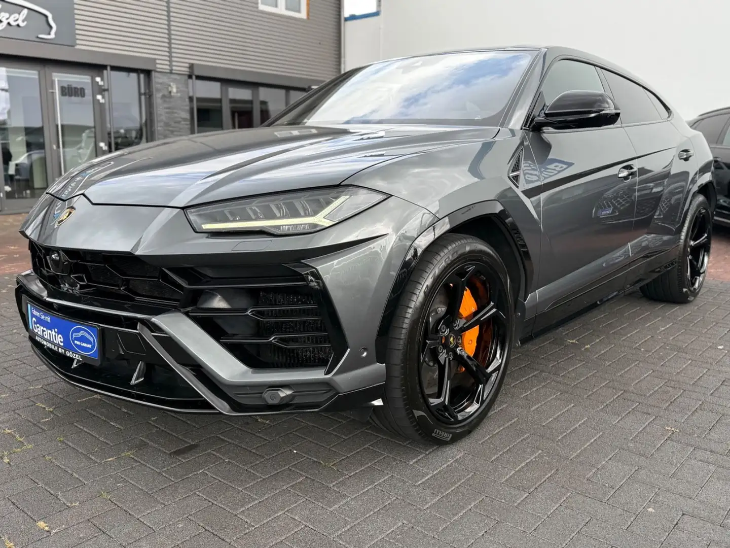 Lamborghini Urus *Keramik *Kamera *ACC *B&O Grau - 1