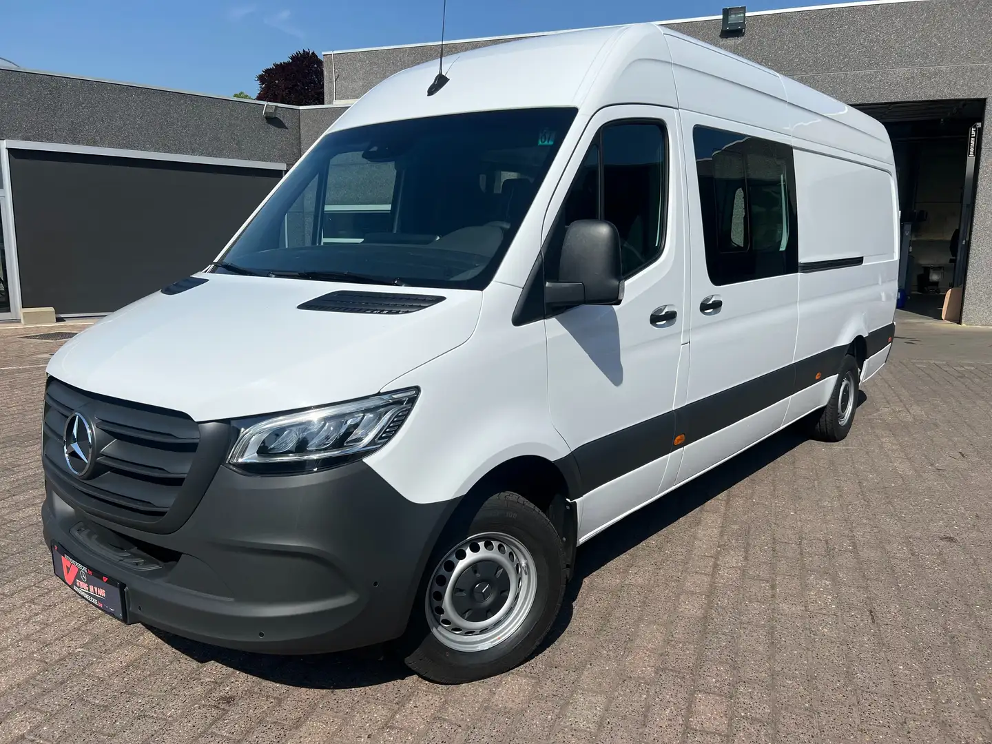 Mercedes-Benz Sprinter 317 L3H2 (37.000ex) 9G-TRONIC CAMERA PTS MBUX PANO Bílá - 2