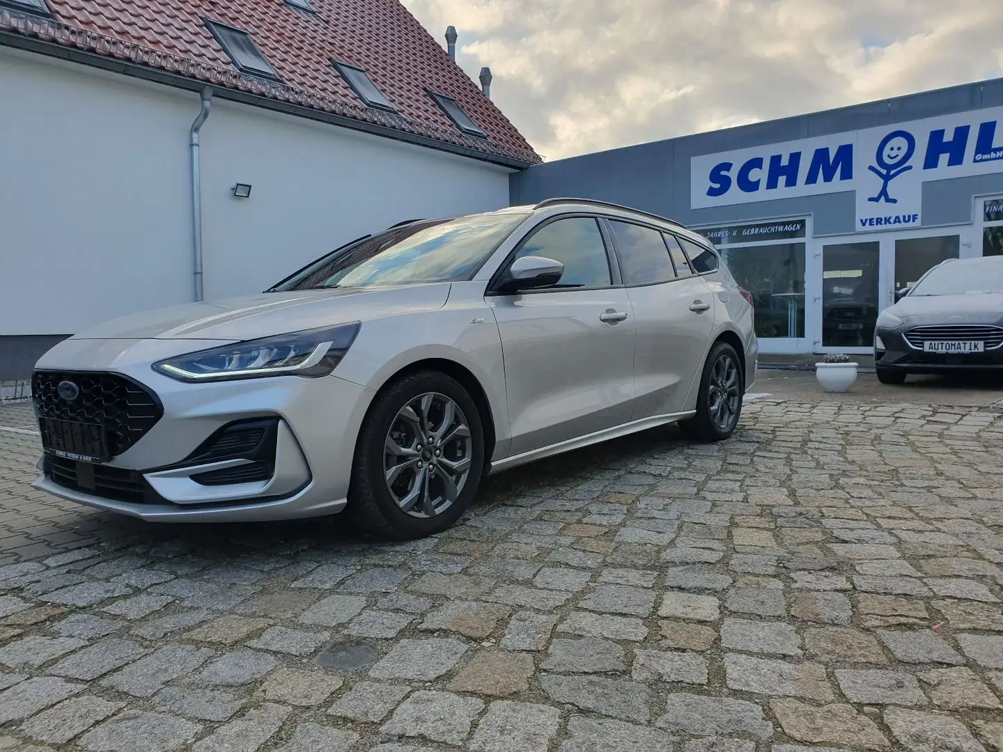 Ford Focus Turnier ST-Line Autom. Allwetter LED Silber - 1