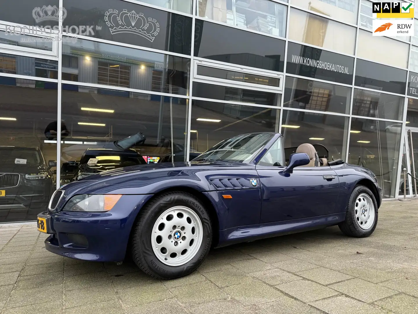 BMW Z3 Roadster 1.9 Automaat Blauw - 1