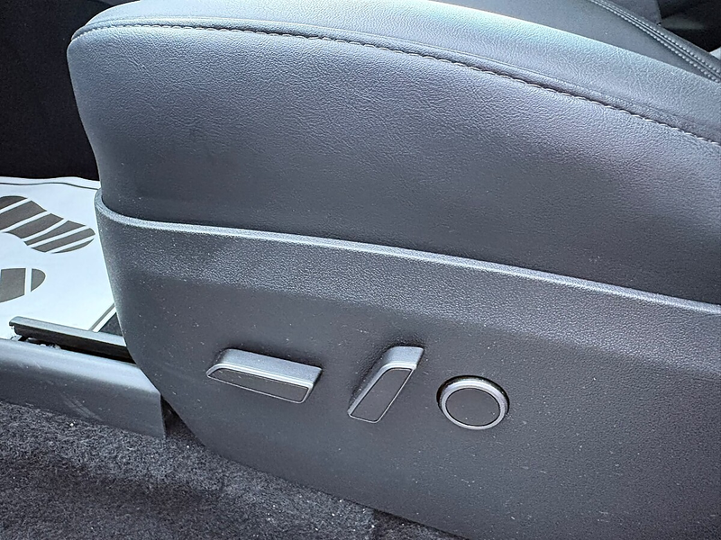 Tesla Model Y Long Range AWD 79kWh / ACC / — photo 14