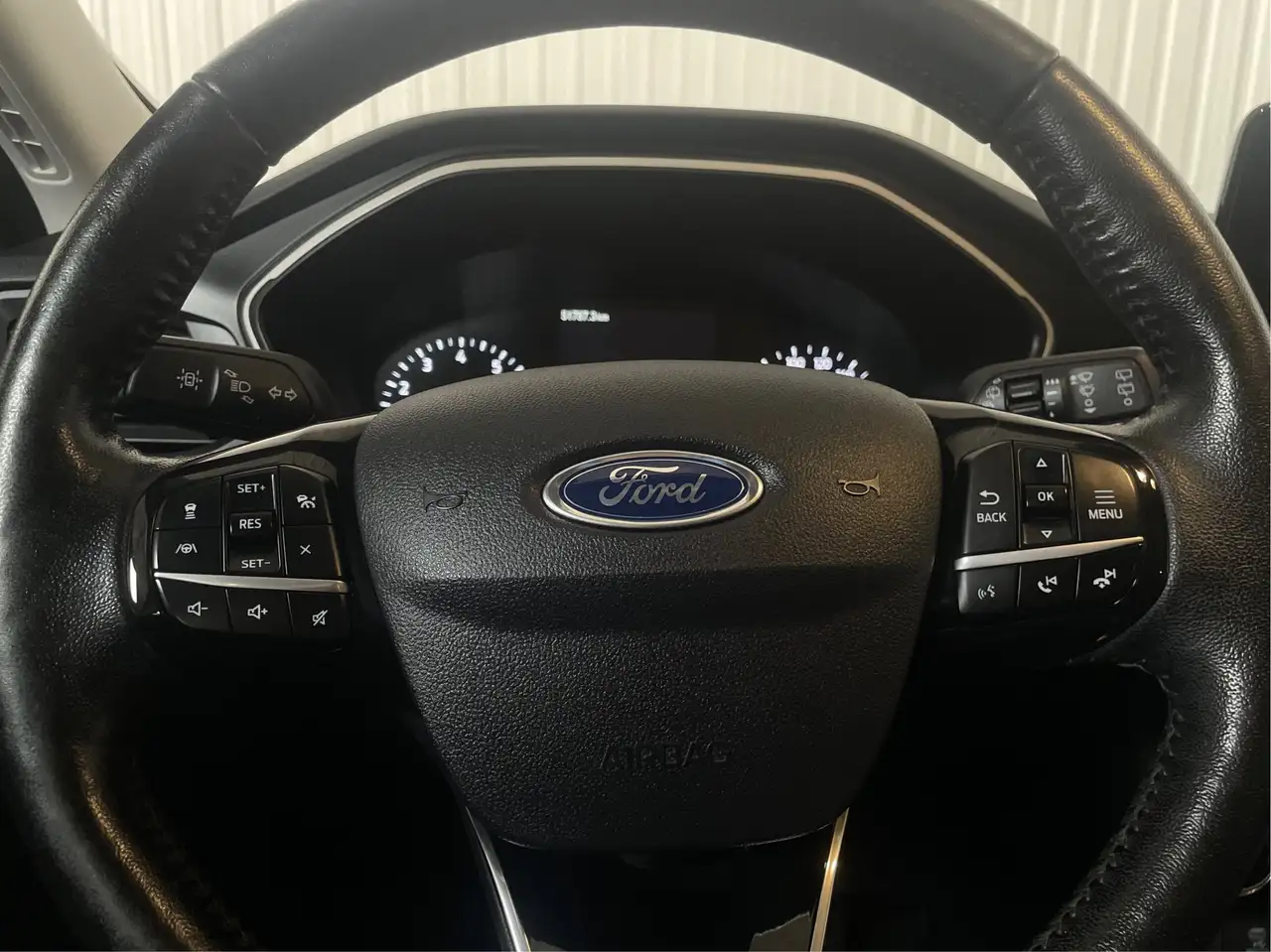 Ford Escape снимка Ford Escape