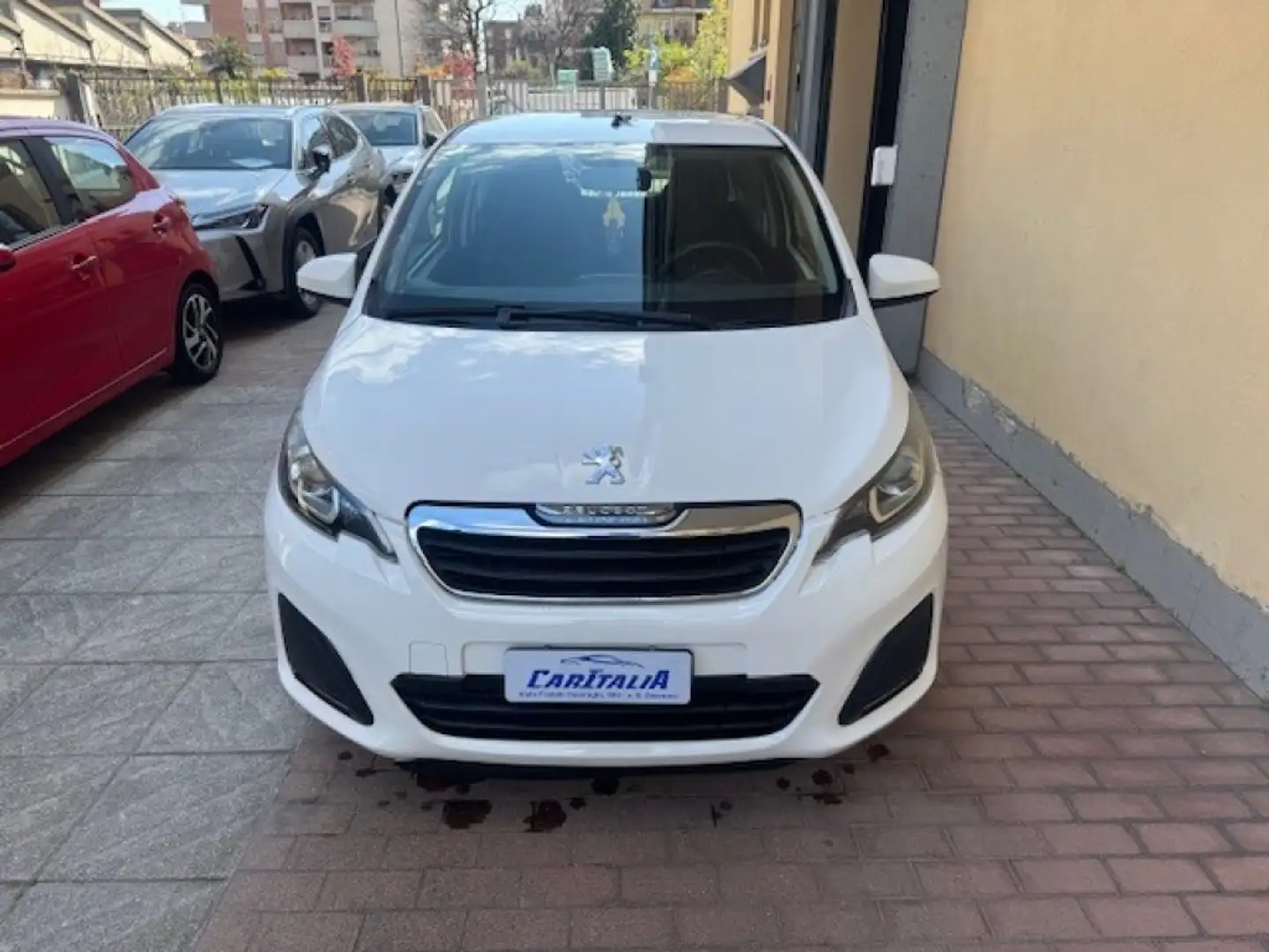 Peugeot 108 PureTech 82 3 porte Allure TOP! Bianco - 2