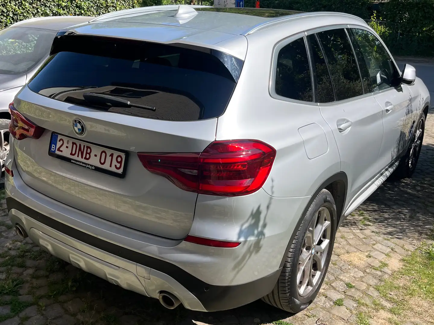 BMW X3 X3  xDrive 20i xLine Zilver - 2