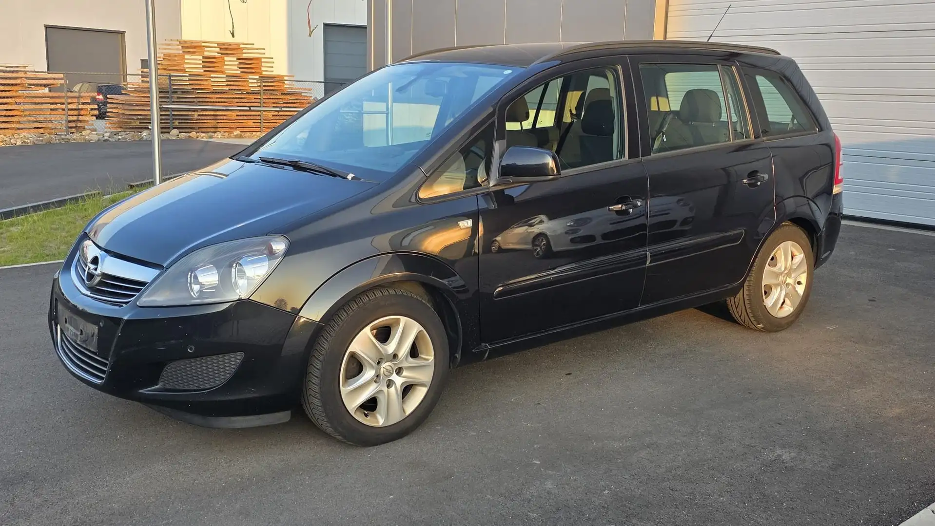 Opel Zafira 1.7 CDTi ecoFLEX Enjoy DPF Grijs - 1