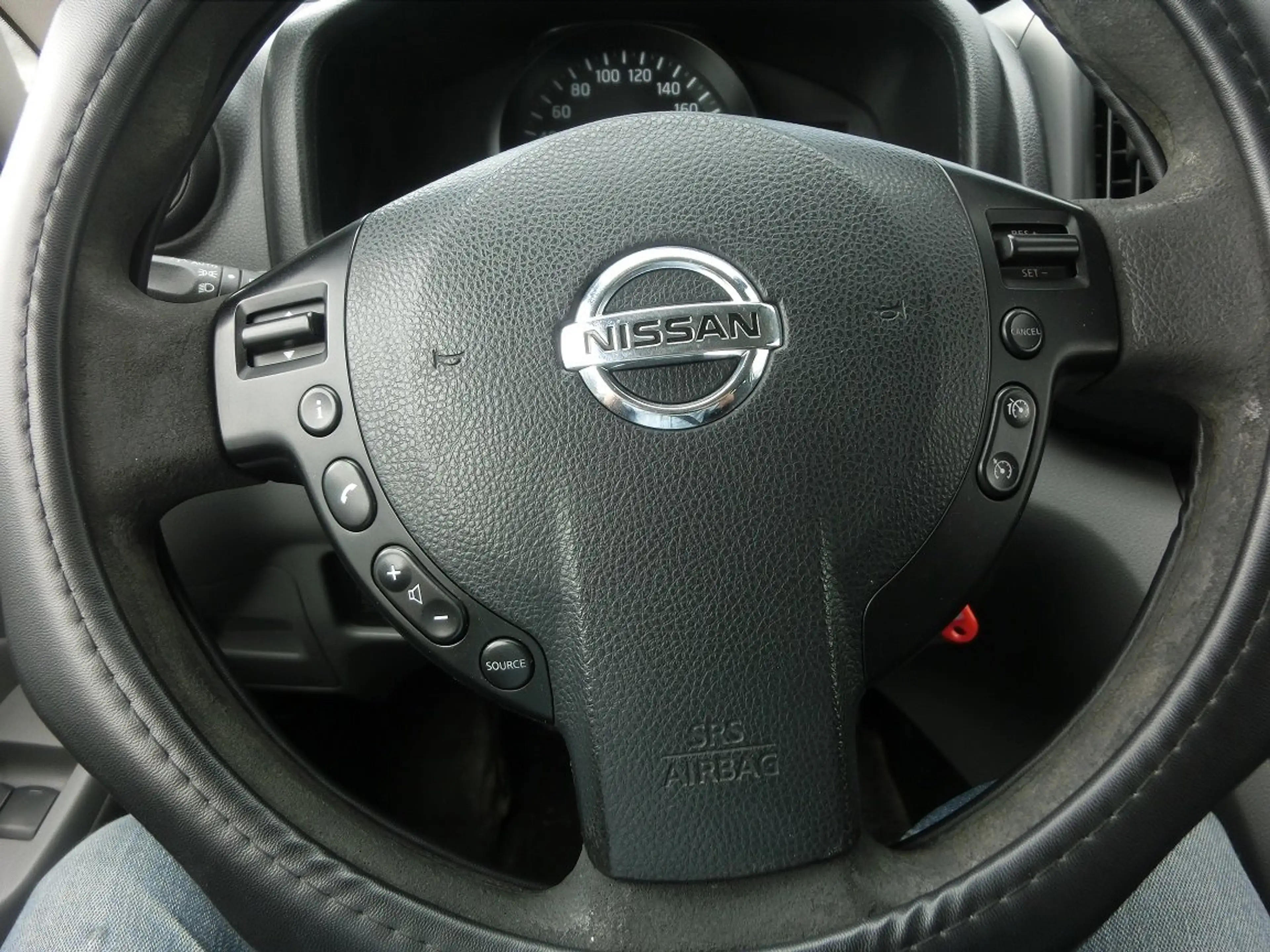 Nissan Evalia 5 Sitze — photo 16