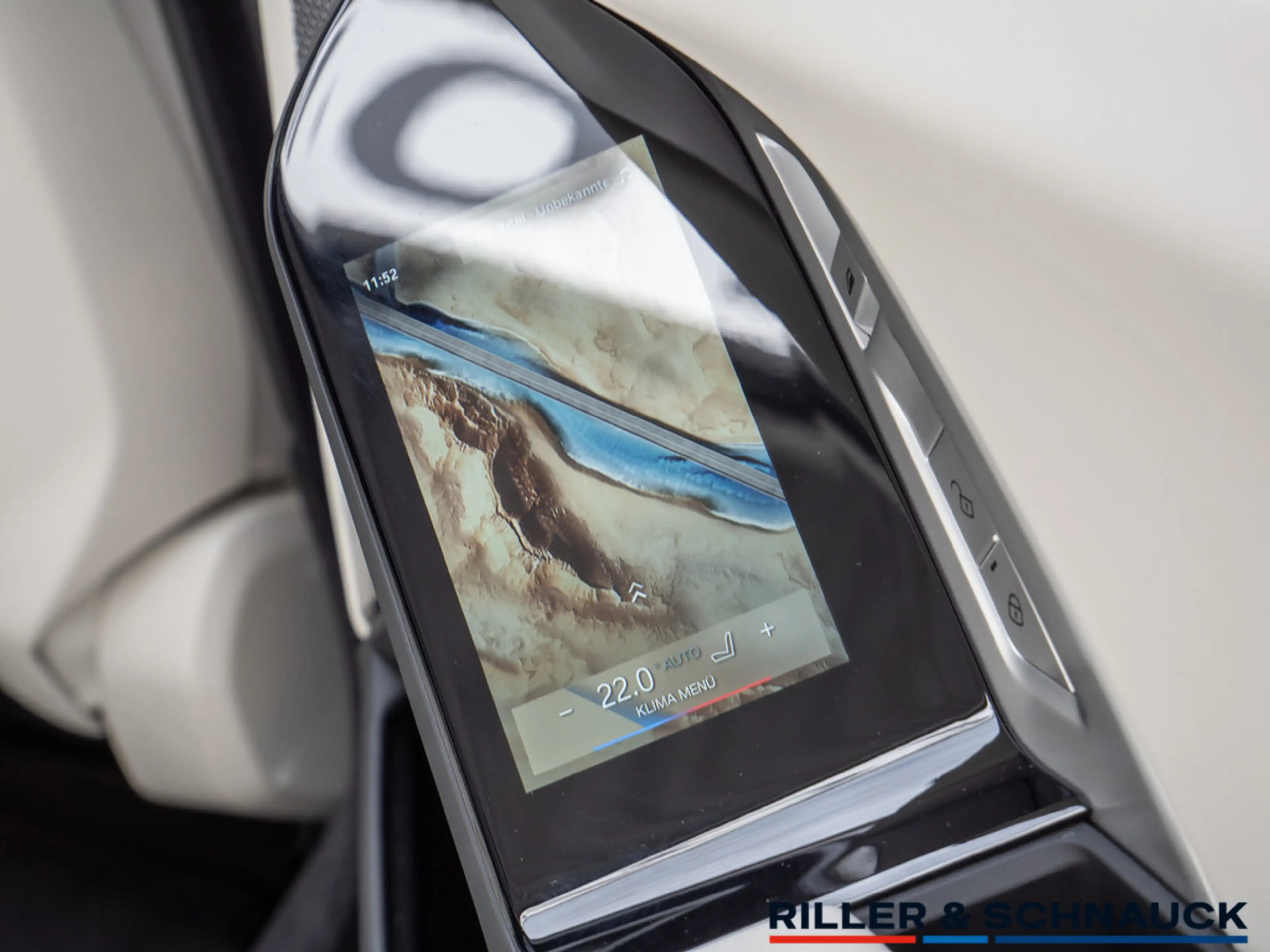 BMW i7 xDrive 60 M-Sport PRO B&W+PANO+MASSAGE+IND — photo 9