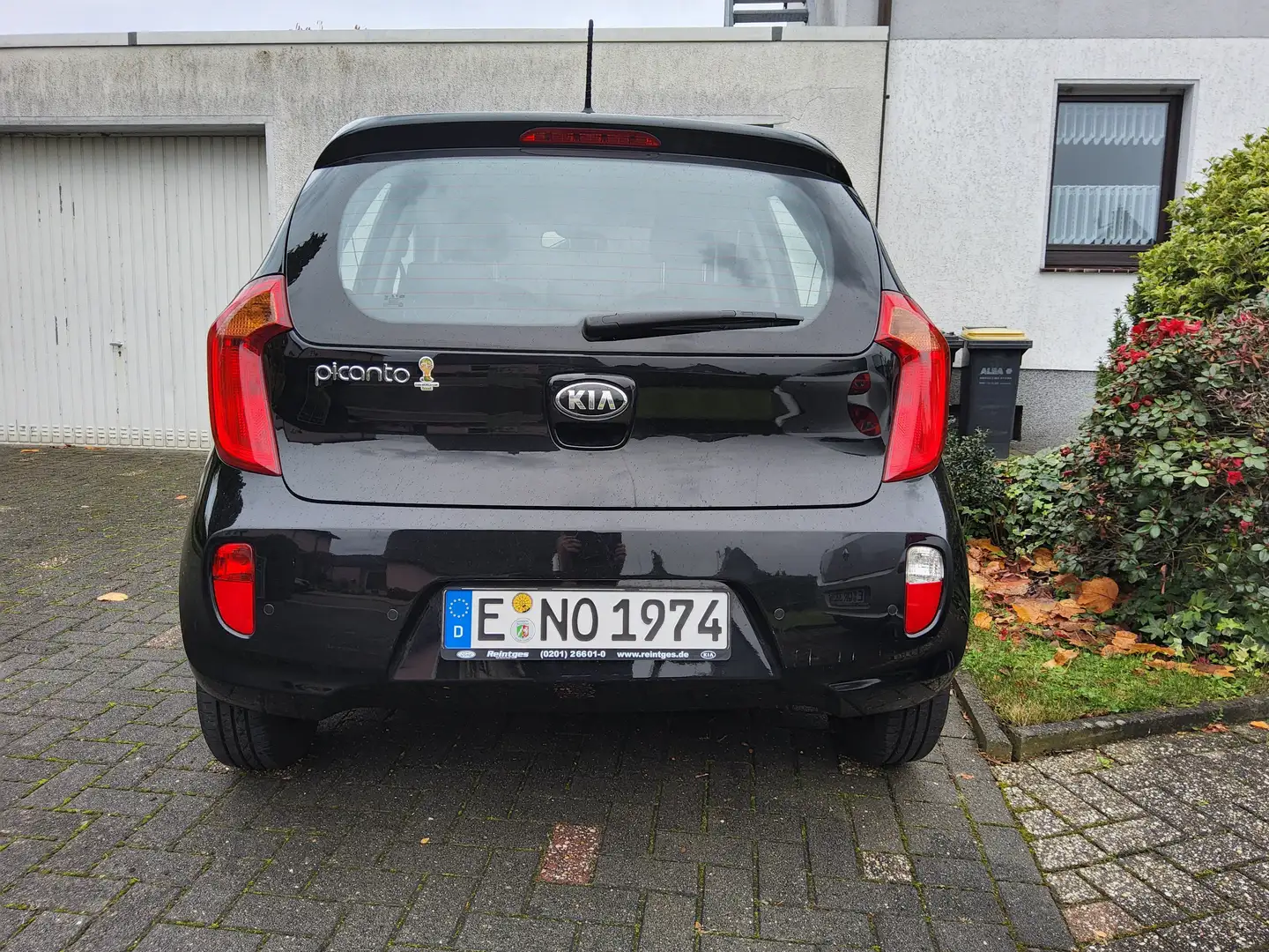 Kia Picanto Picanto 5-Türer 1.2 Fifa World Cup Edition Schwarz - 2