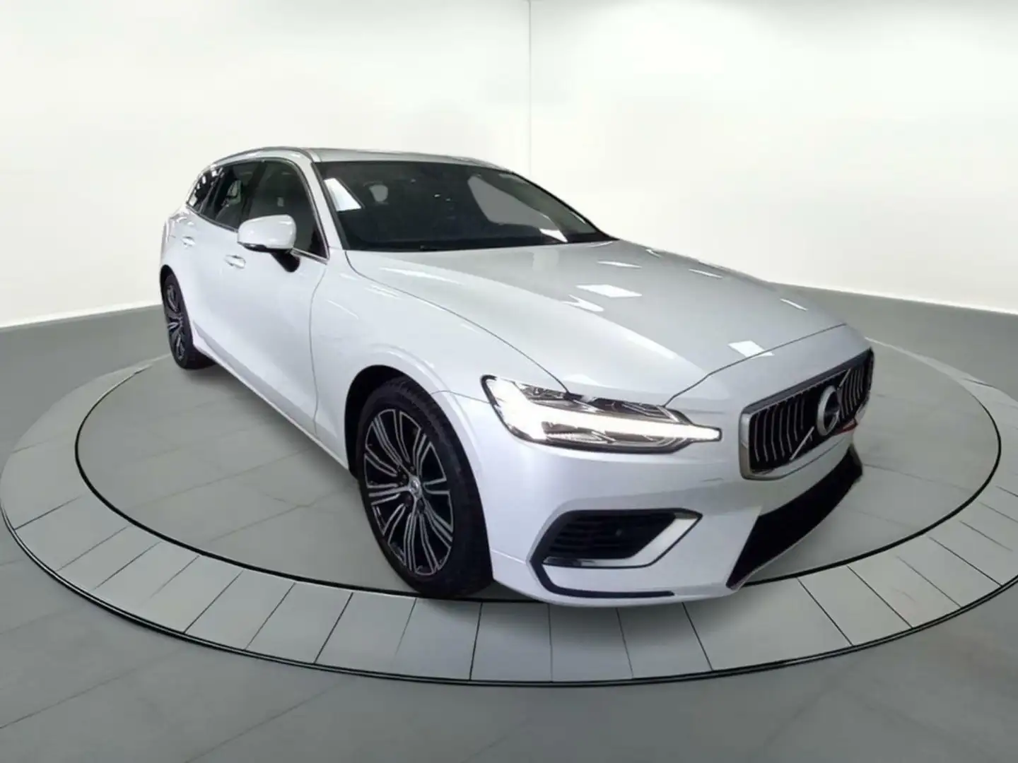 Volvo V60 2.0 T8 AWD PHEV INSCRIPTION GE Blanco - 2