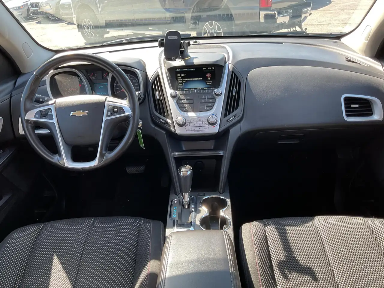 Chevrolet Equinox снимка Chevrolet Equinox