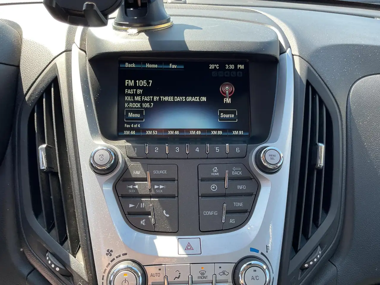 Chevrolet Equinox снимка Chevrolet Equinox