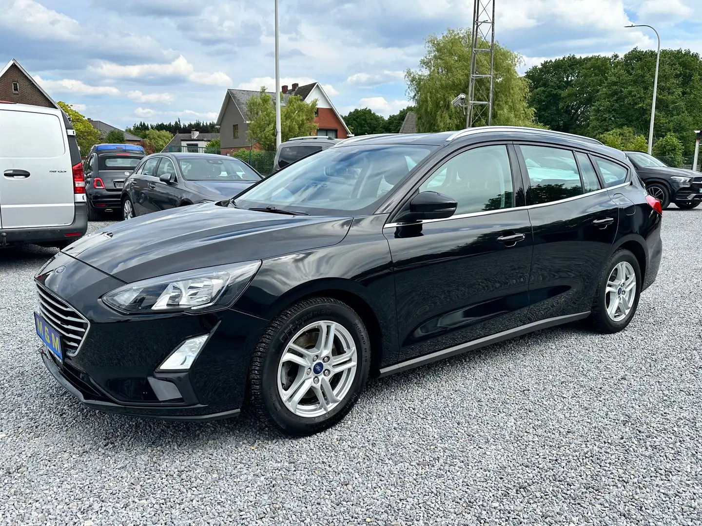 Ford Focus 1.0 EcoBoost MHEV Connected ** 12 M Garantie ** Noir - 2