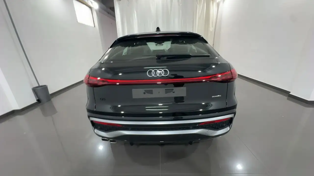 Audi Q5 2026 — фото 10