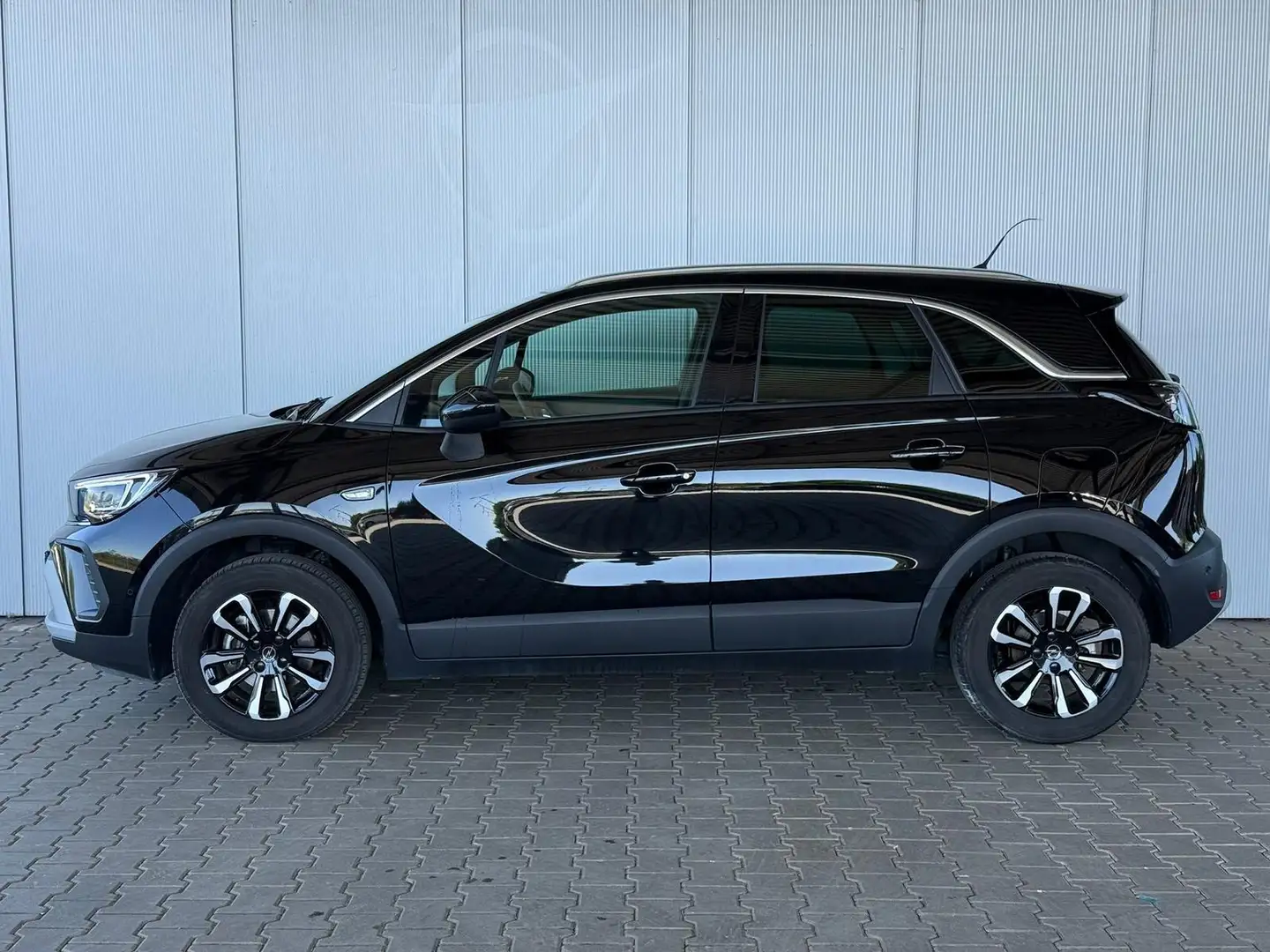 Opel Crossland 1.2 turbo 110PK 6MT Elegance Panoramadach / Kli... Zwart - 2