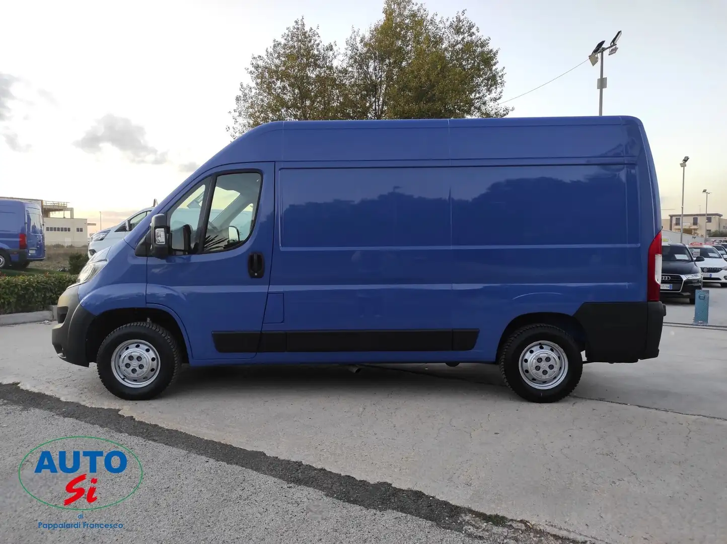 Citroen Jumper 33 L2H2 - 2.2 BlueHDi 120cv 3 POSTI Bleu - 2