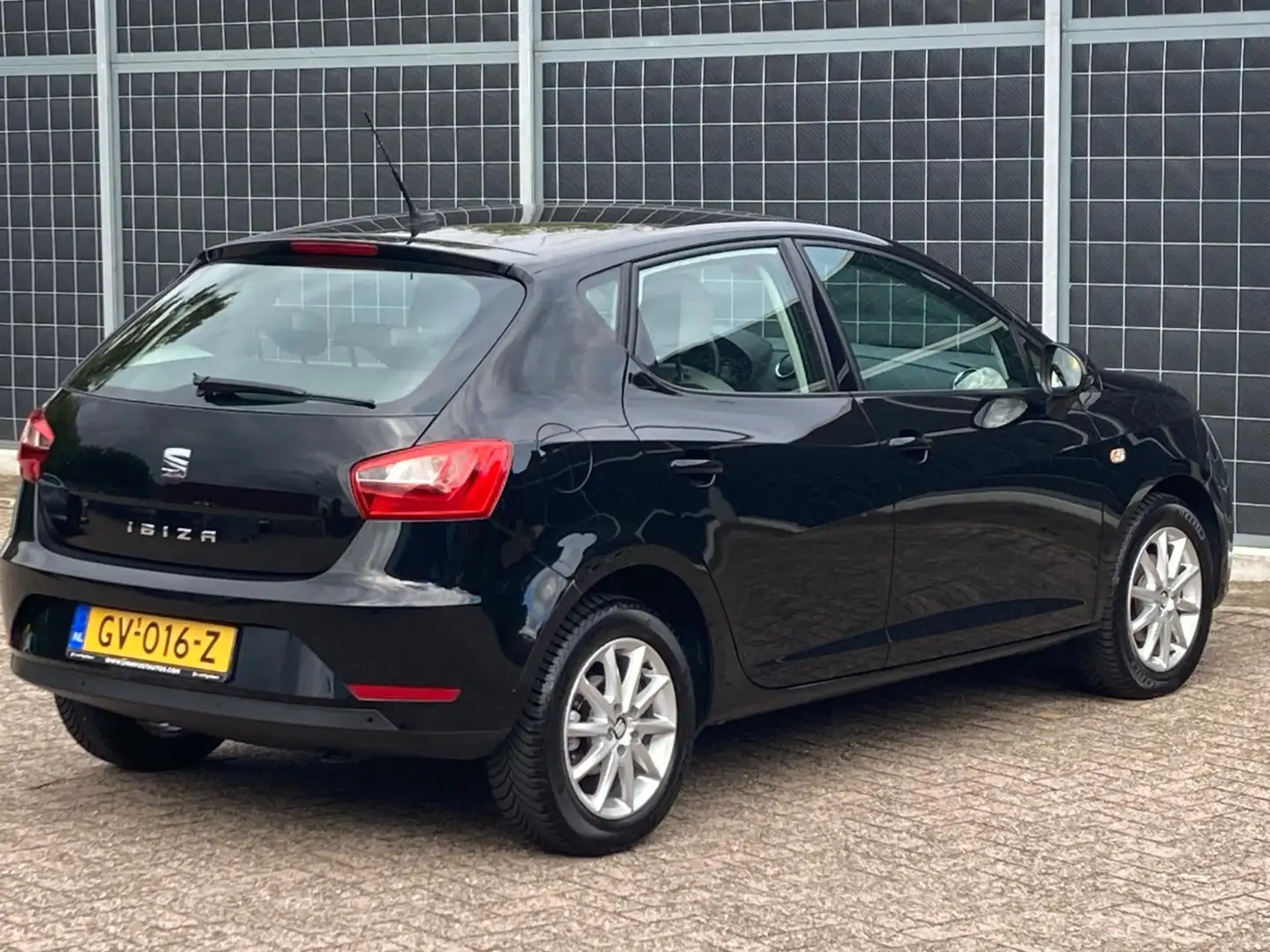 SEAT Ibiza 1.0 EcoTSI Style Connect Noir - 2