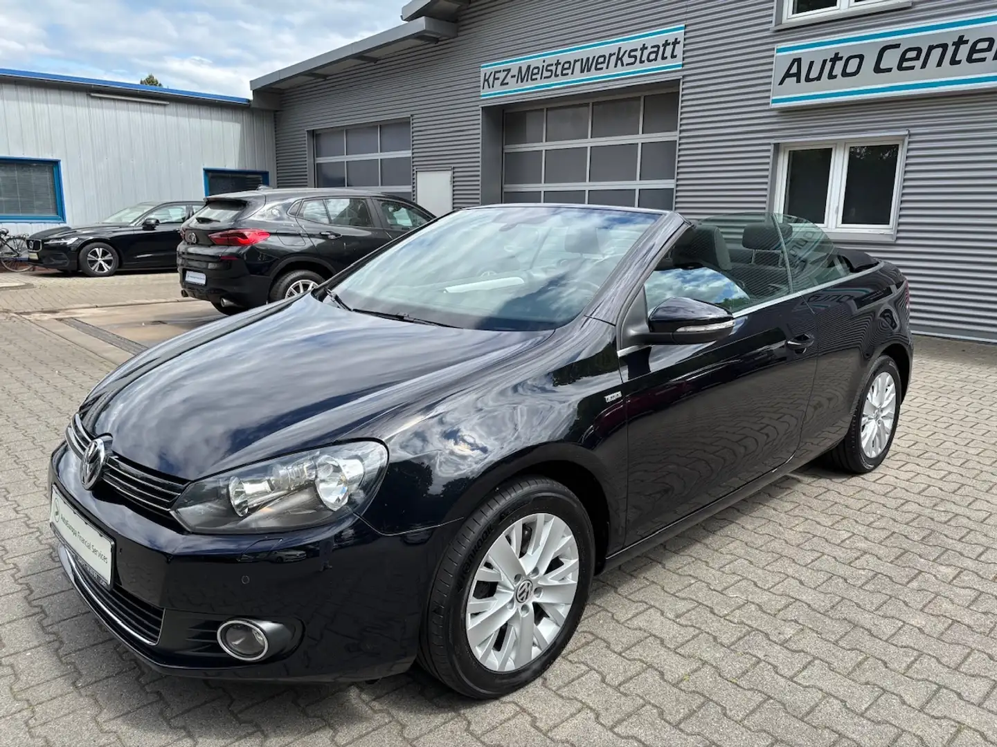 Volkswagen Golf Cabriolet 2,0 TDI BMT "Life" Schwarz - 1