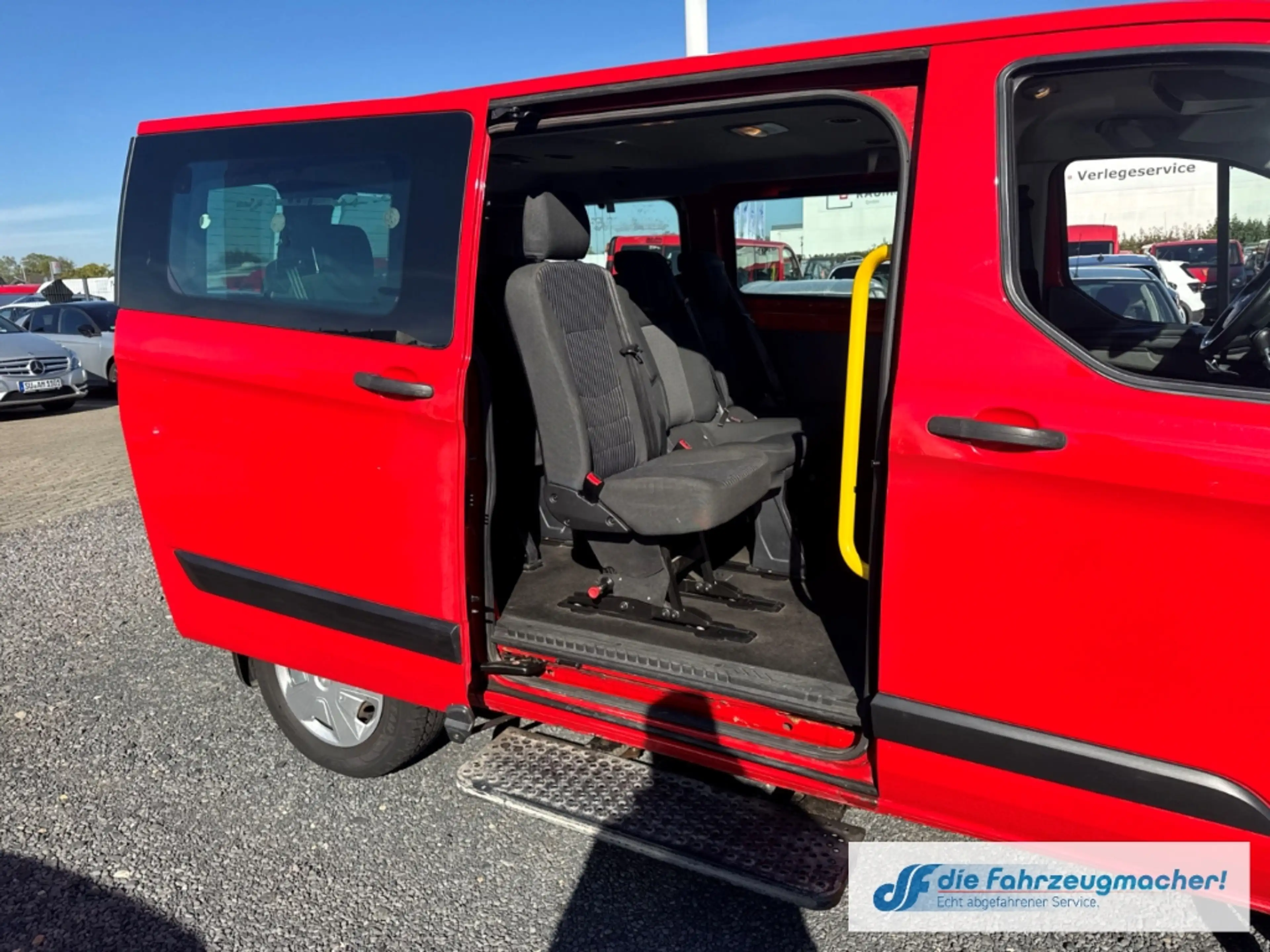Ford Transit Custom Tourneo 320 L1 Trend *EXPORT*4143 — photo 11