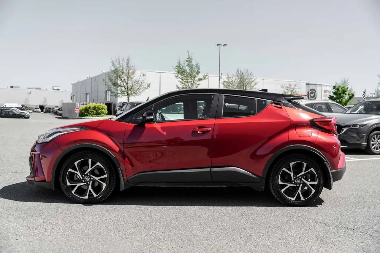Toyota C-HR снимка Toyota C-HR