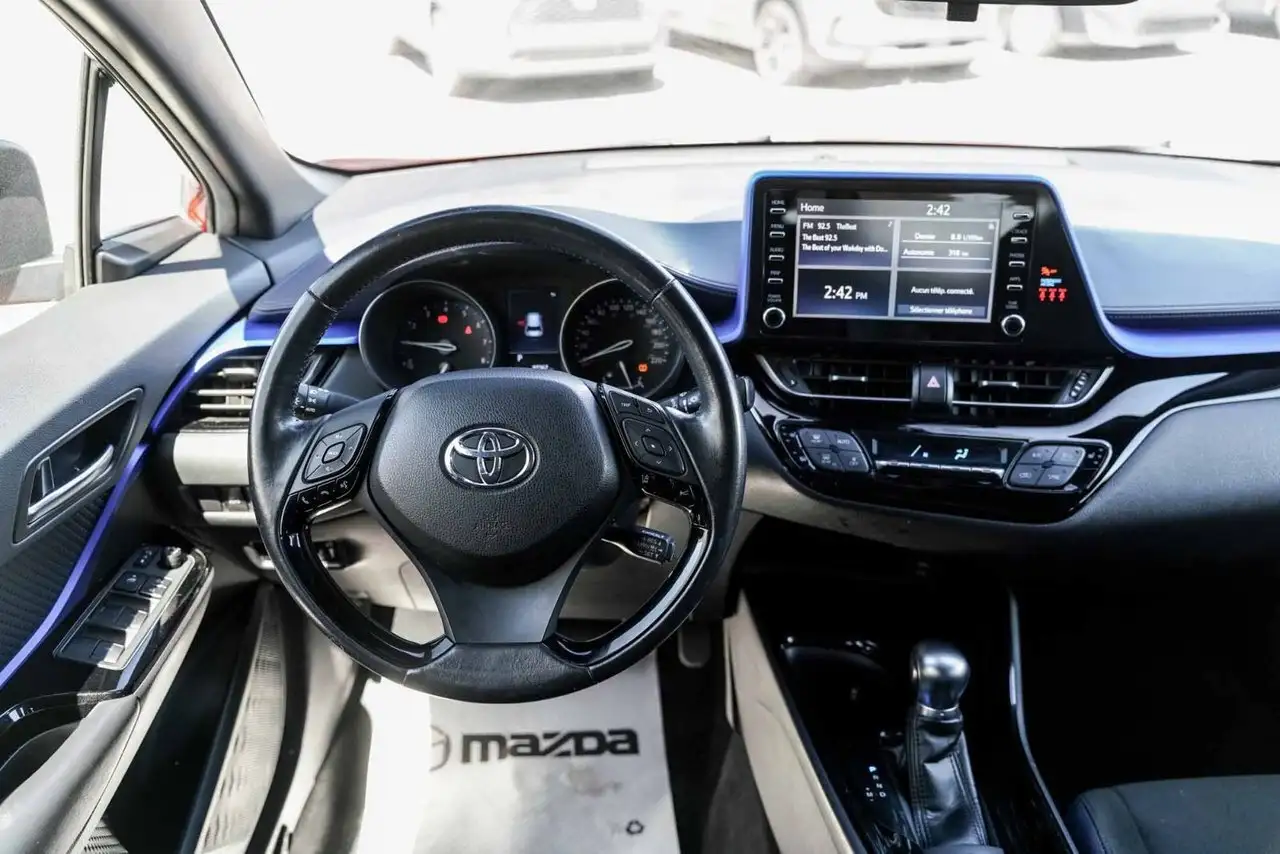 Toyota C-HR снимка Toyota C-HR