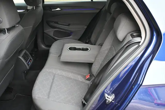 Volkswagen Golf view 5