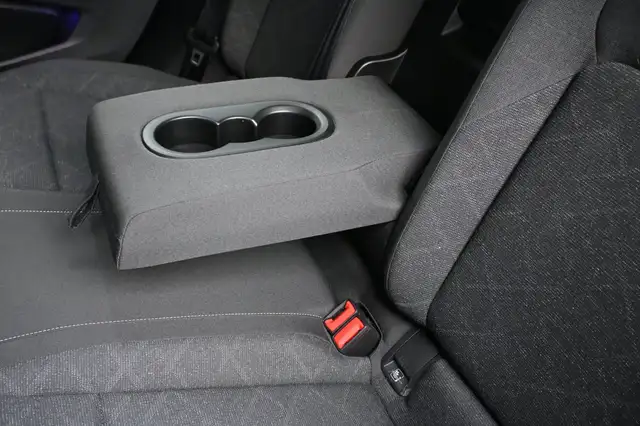 Volkswagen Golf view 27